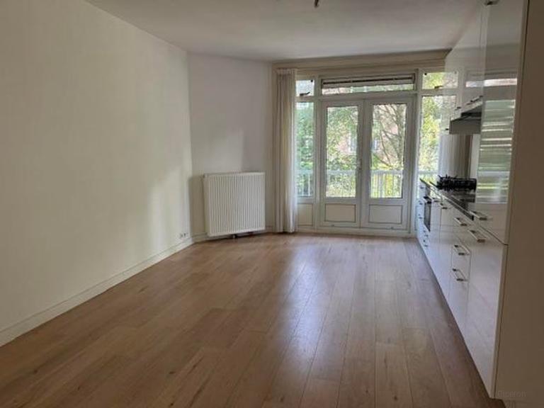 79 m² appartement met 2 slaapkamers en balkon - Afbeelding 4