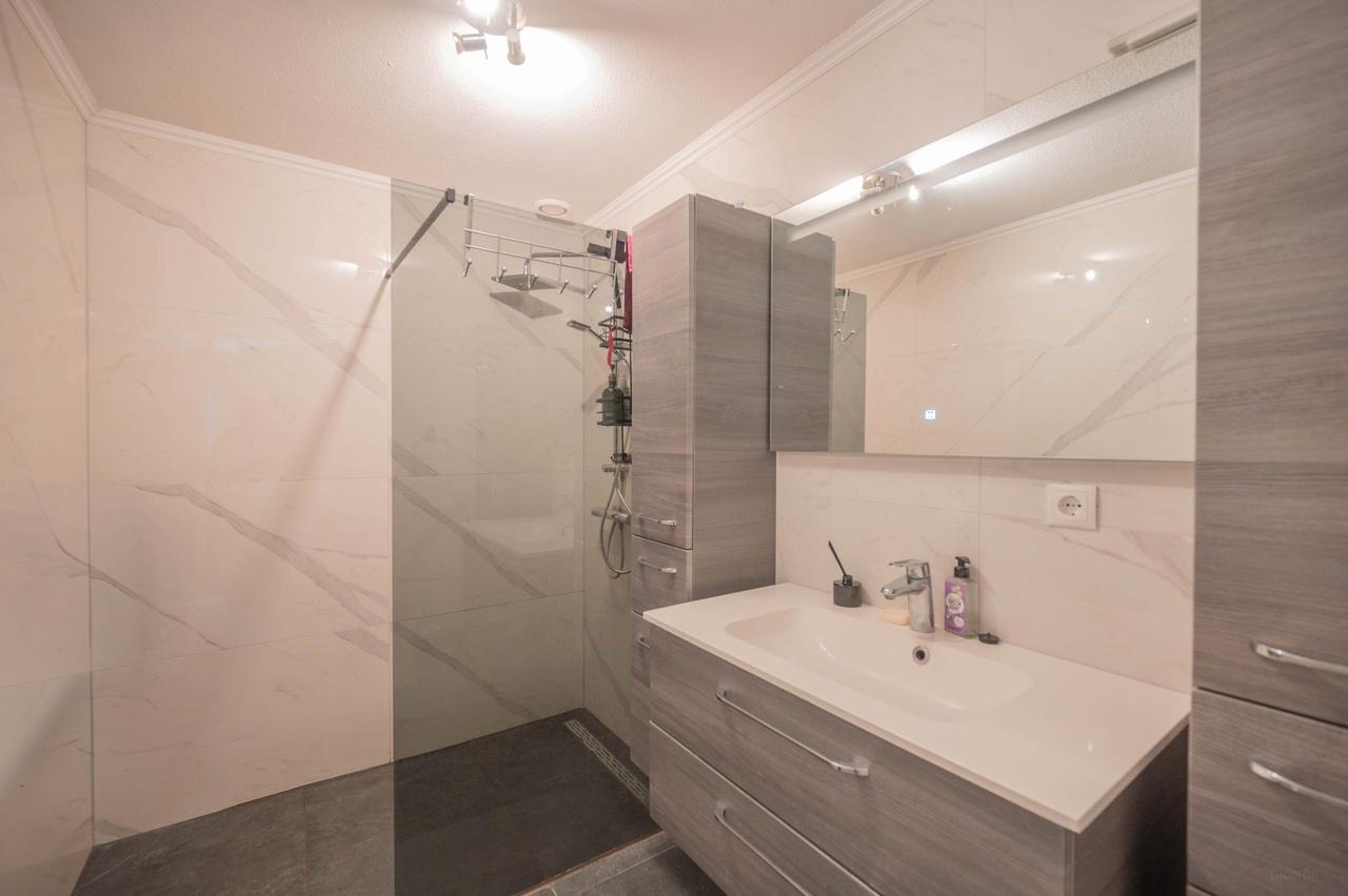 87 m² apartment with balcony and 2 bedrooms - Image 7