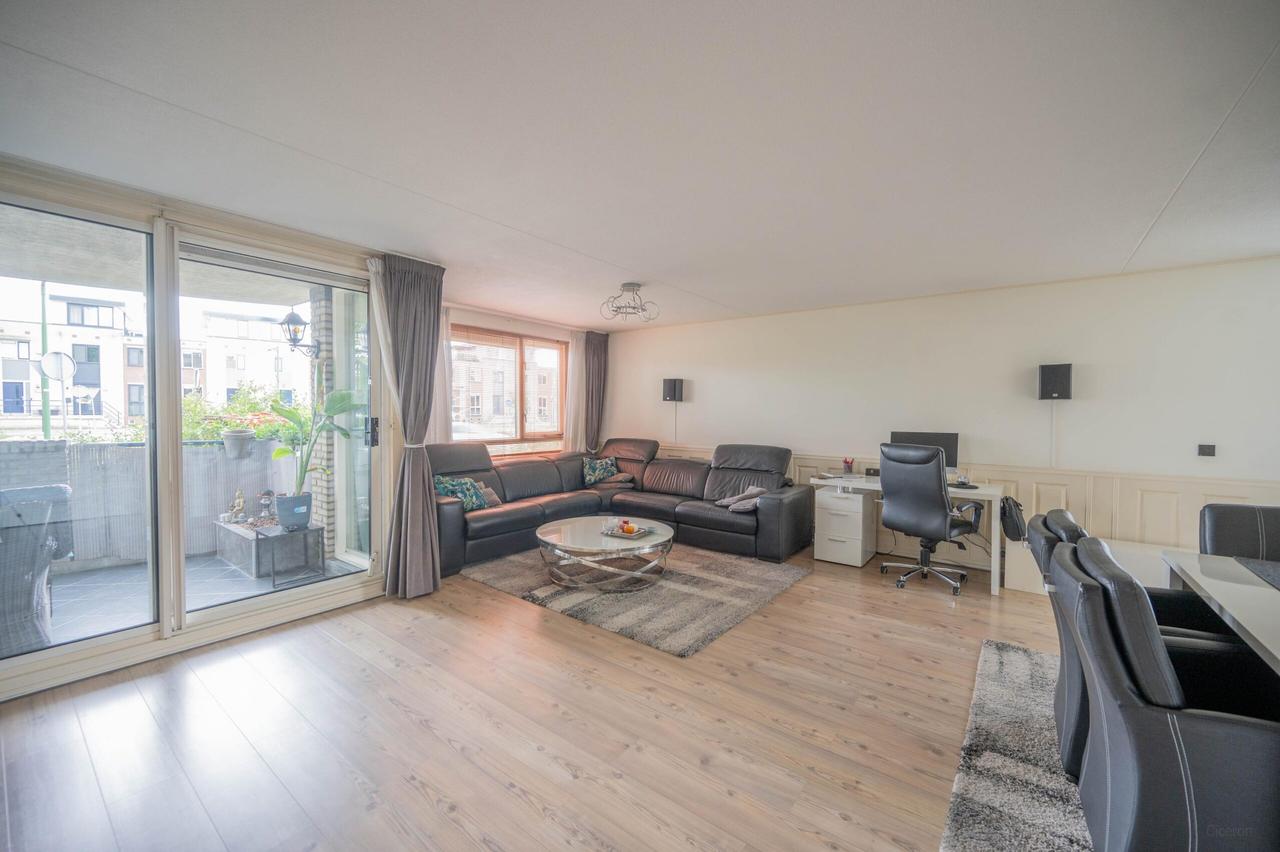 87 m² apartment with balcony and 2 bedrooms - Image 13