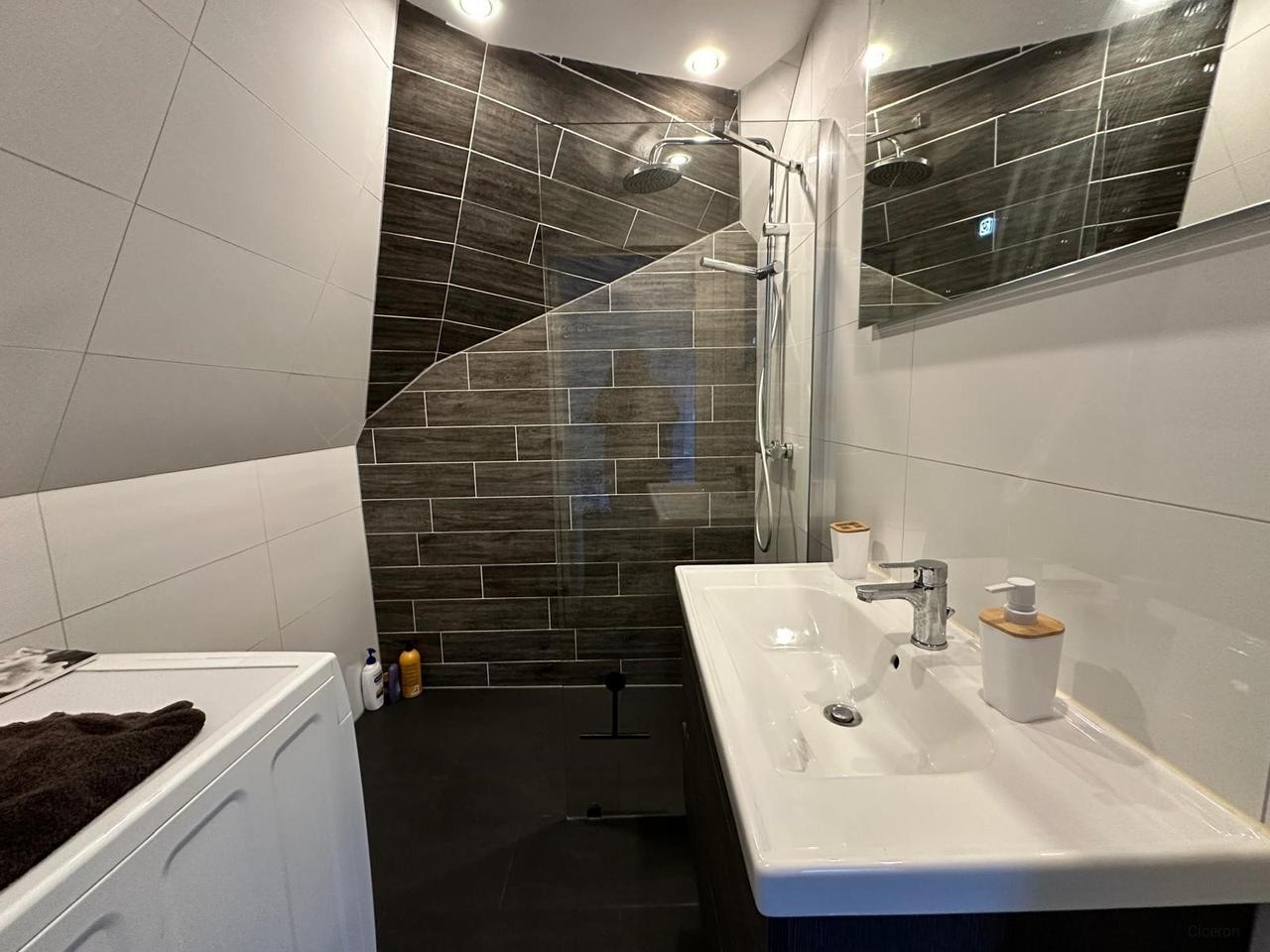 Furnished apartment in the heart of Hoorn - Image 6