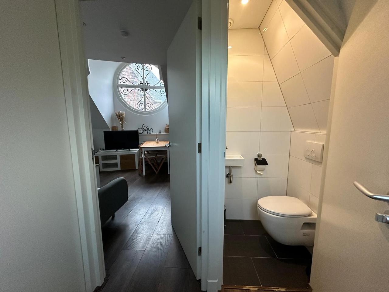 Furnished apartment in the heart of Hoorn - Image 8