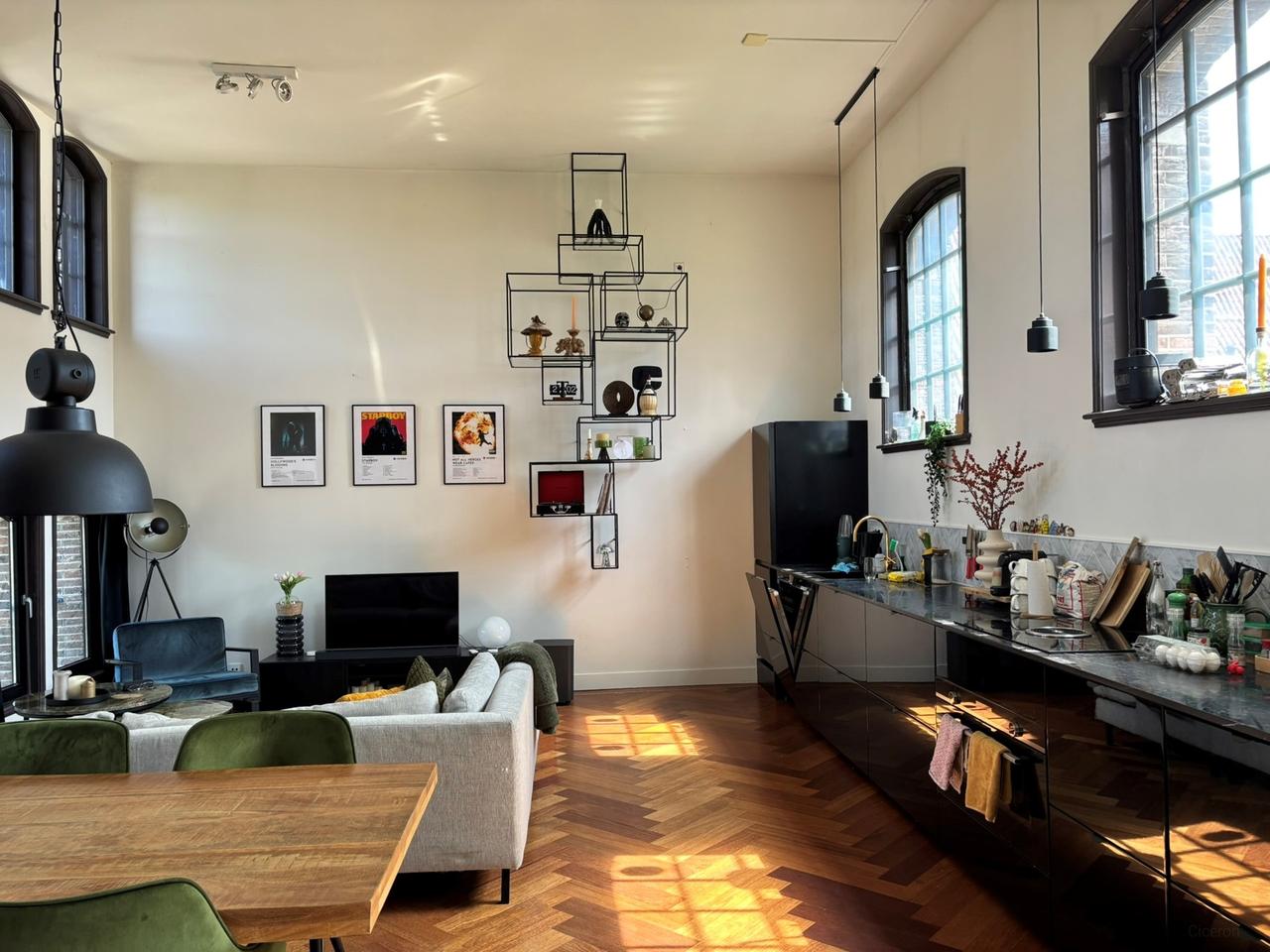 Furnished Loft on Oostereiland - Image 2