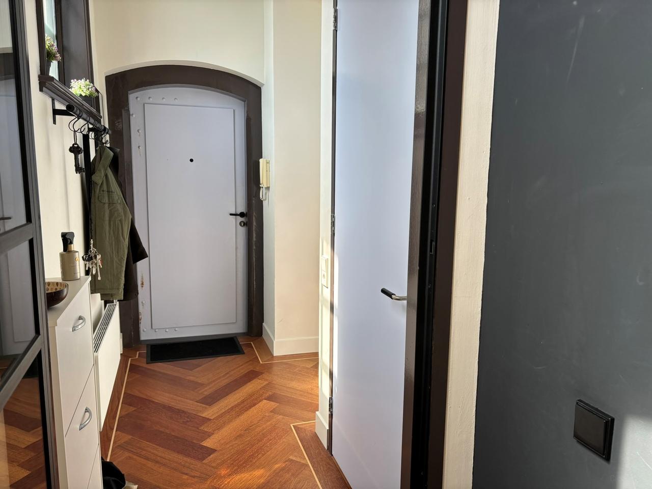 Furnished Loft on Oostereiland - Image 6