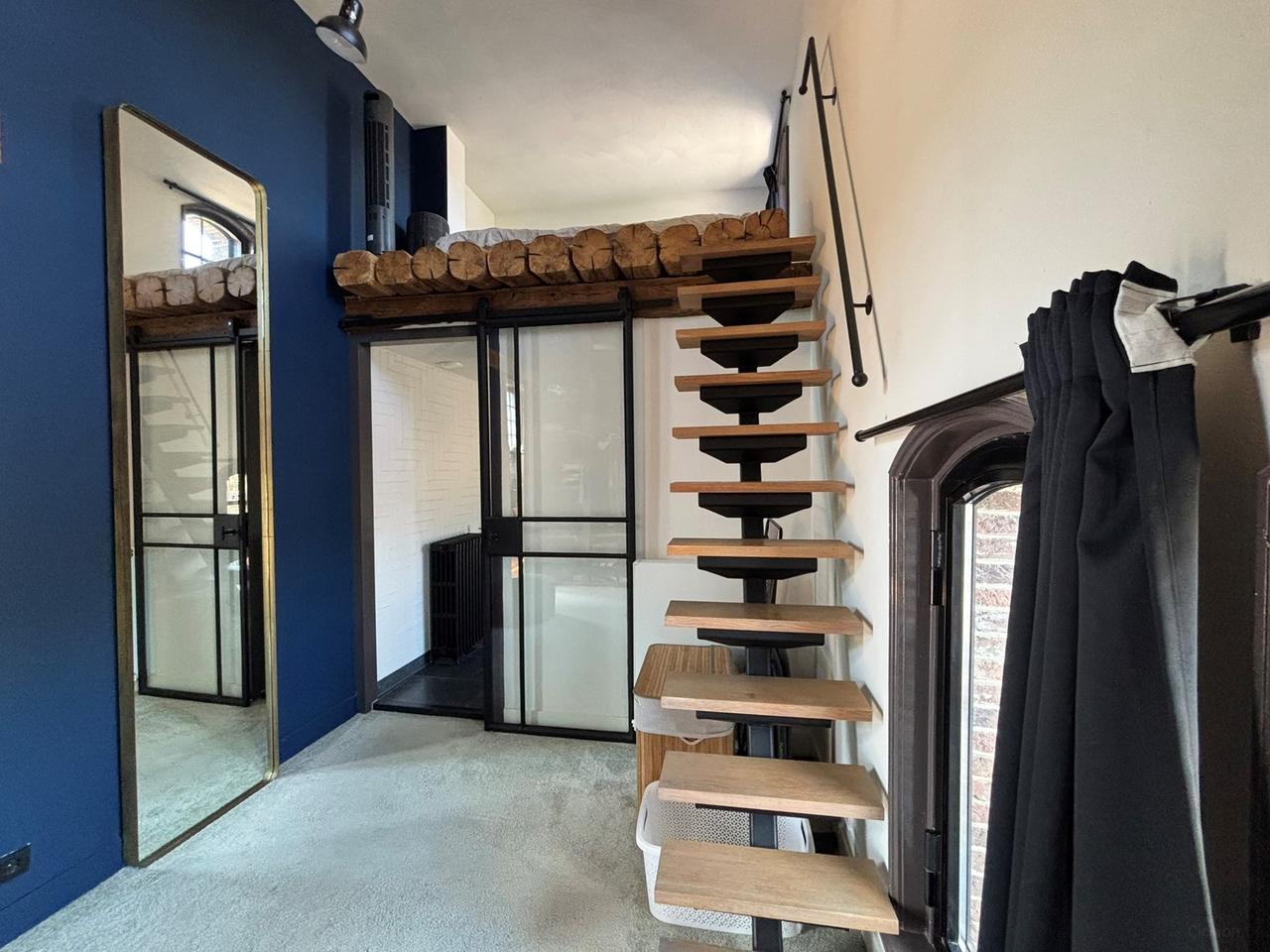 Furnished Loft on Oostereiland - Image 13