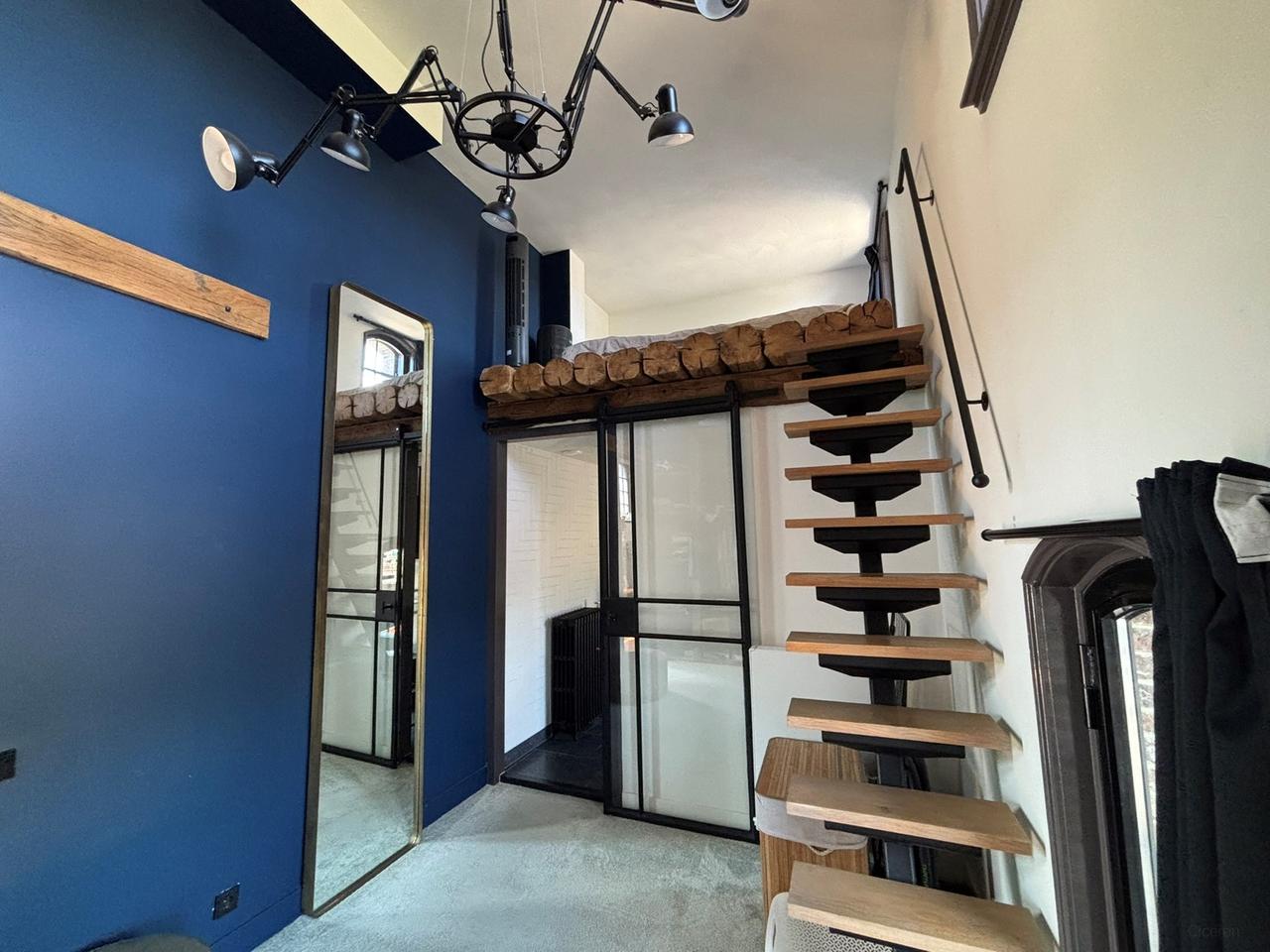 Furnished Loft on Oostereiland - Image 15