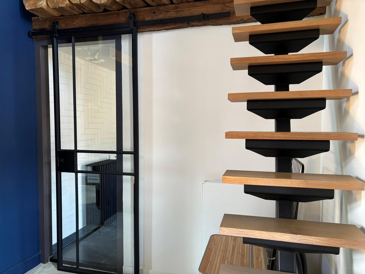 Furnished Loft on Oostereiland - Image 18