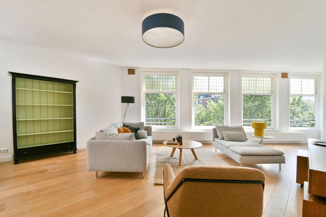 Waterfront Duplex with Terrace - Image 2