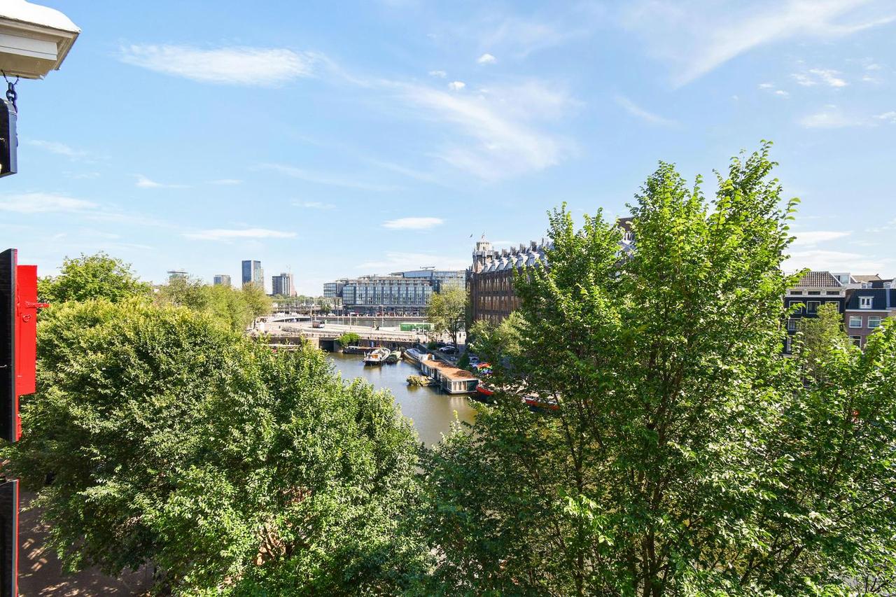 Waterfront Duplex with Terrace - Image 13