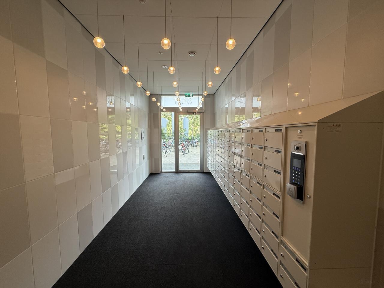 3-kamerappartement met balkon in Sloterdijk - Afbeelding 11