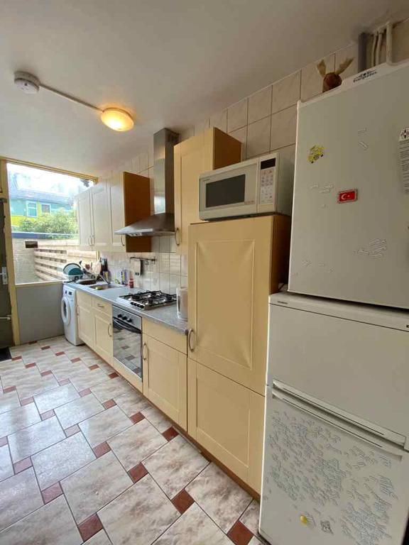 Kamer van 9 m² met eigen wastafel - Afbeelding 5