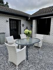 Detached Bungalow with Garden in Odiliapeel - Image 6