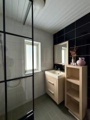 Detached Bungalow with Garden in Odiliapeel - Image 24