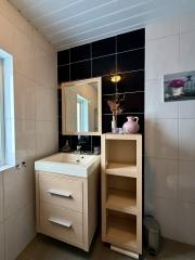 Detached Bungalow with Garden in Odiliapeel - Image 26