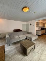 Detached Bungalow with Garden in Odiliapeel - Image 33