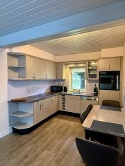 Detached Bungalow with Garden in Odiliapeel - Image 35