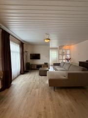 Detached Bungalow with Garden in Odiliapeel - Image 37