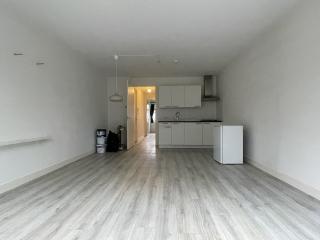 New 1-Bedroom Apartment with Terrace - Image 7