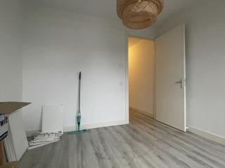 New 1-Bedroom Apartment with Terrace - Image 11