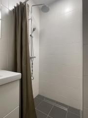 New 1-Bedroom Apartment with Terrace - Image 13