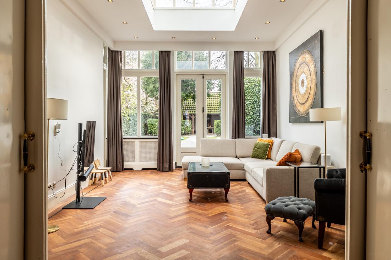 320 m² herenhuis met tuin in Ginneken - Afbeelding 3