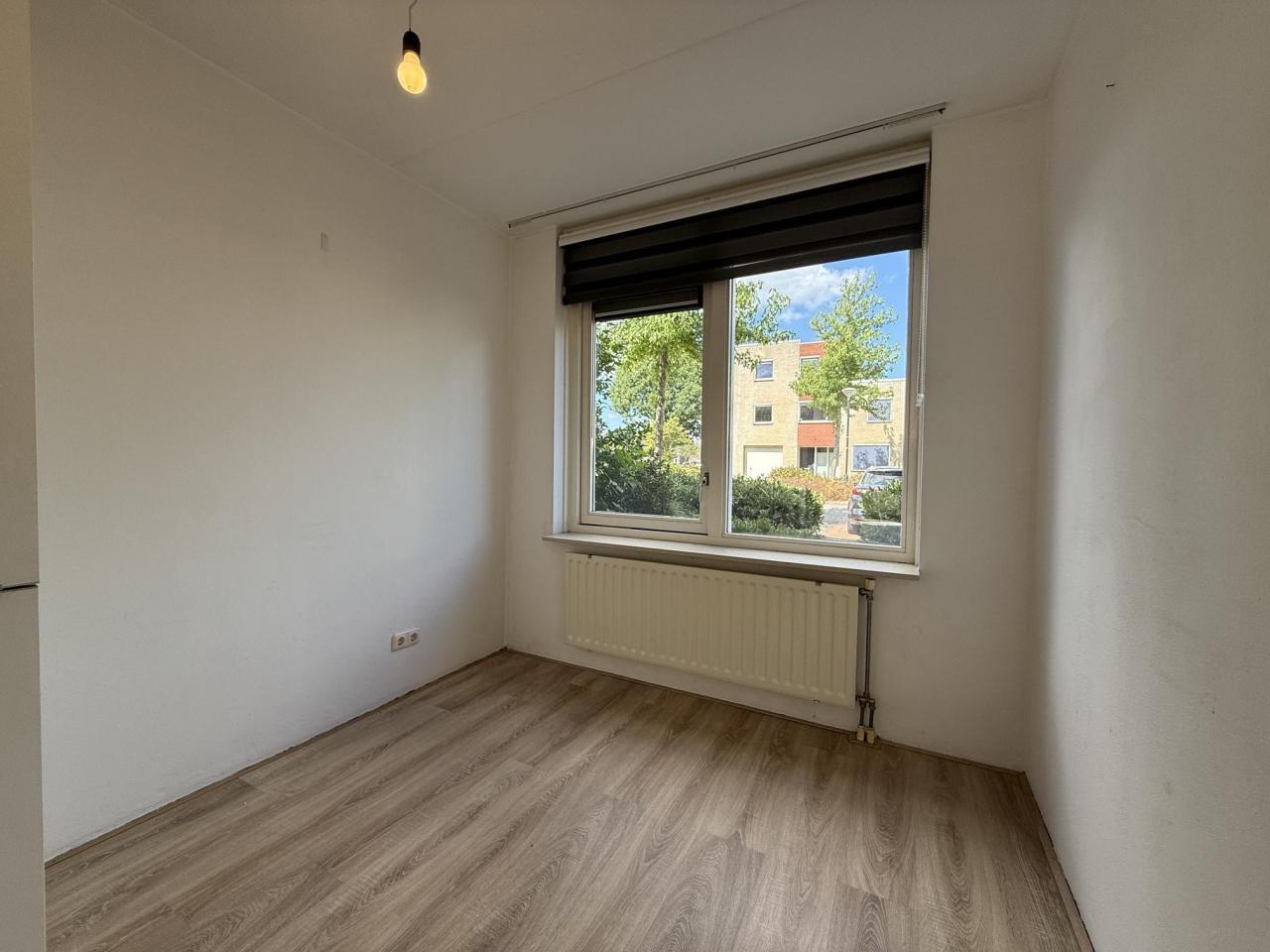133 m² with Garden and 4 Bedrooms - Image 5