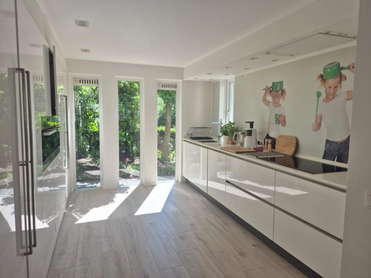 Eindwoning met verwarmd zwembad in Uden - Afbeelding 47