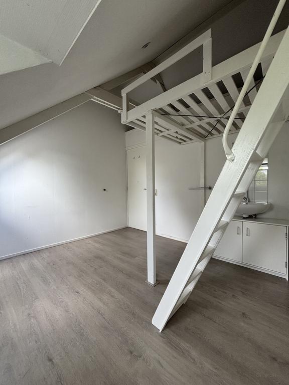 Kamer met balkon in de Gorechtbuurt - Afbeelding 4