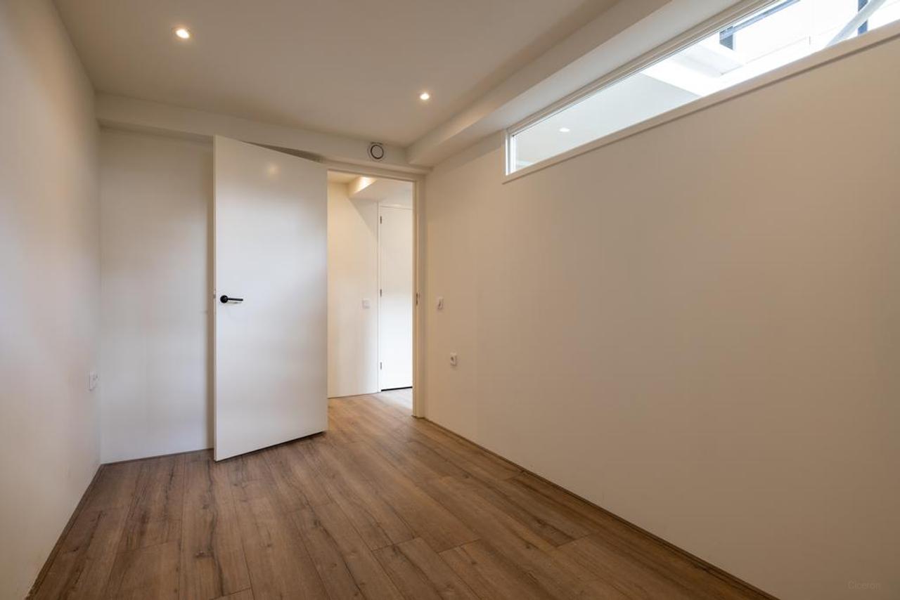 Gemeubileerd 4-kamer appartement in Bergpolder - Afbeelding 30