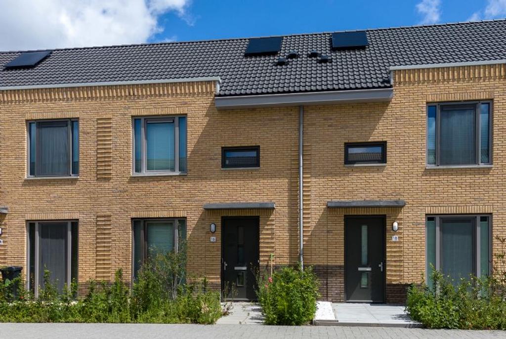 New-build home with garden in Vreewijk - Image 1
