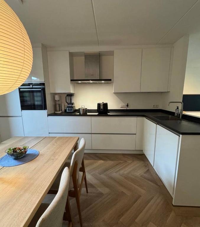 142 m² hoekwoning met tuin en dakterras - Afbeelding 3
