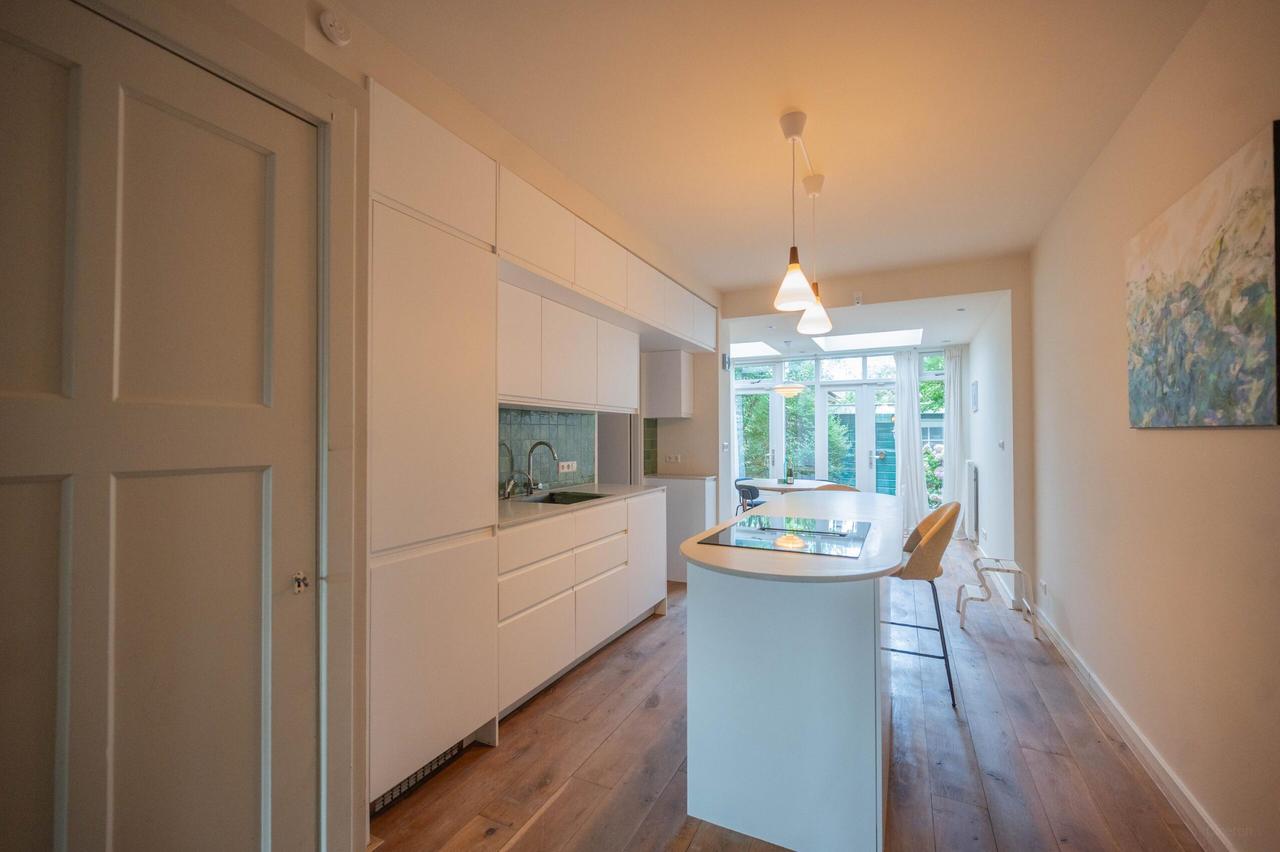 Gemeubileerd 3-kamerappartement met tuin - Afbeelding 2