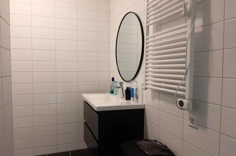 Licht 3-kamerappartement met balkon - Afbeelding 6