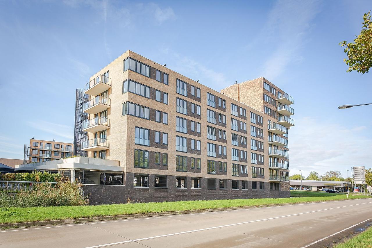 74 m² appartement met balkon in Toolenburg - Afbeelding 1