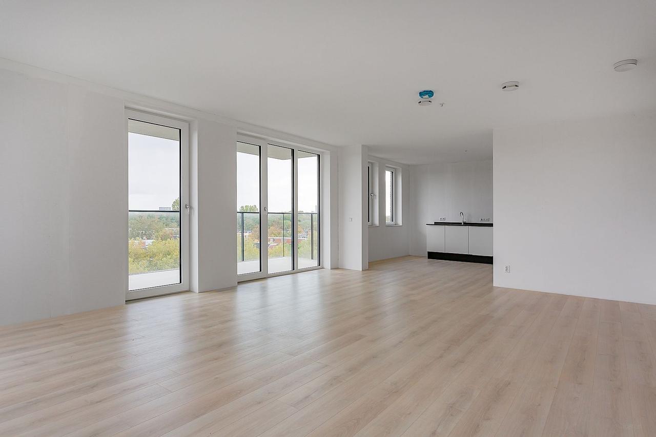 74 m² appartement met balkon in Toolenburg - Afbeelding 2