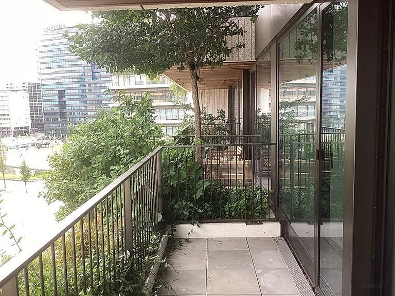 New Apartment with Balcony near Utrecht Central Station - Image 8