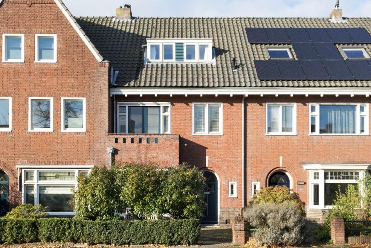 154 m² met vijf slaapkamers in Eindhoven - Afbeelding 1