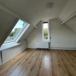 108 m² House with 4 Bedrooms - Image 14
