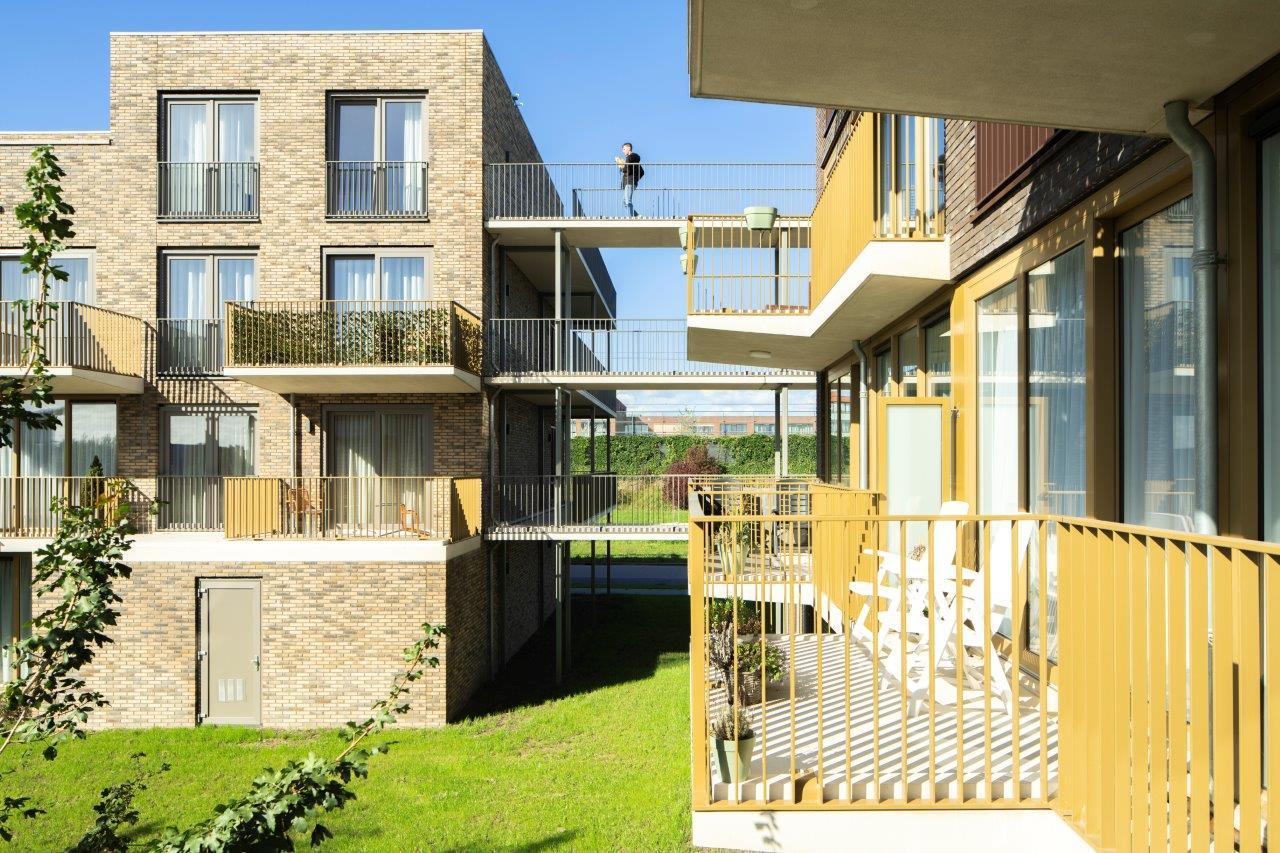 3-room apartment with southwest-facing balcony - Image 9