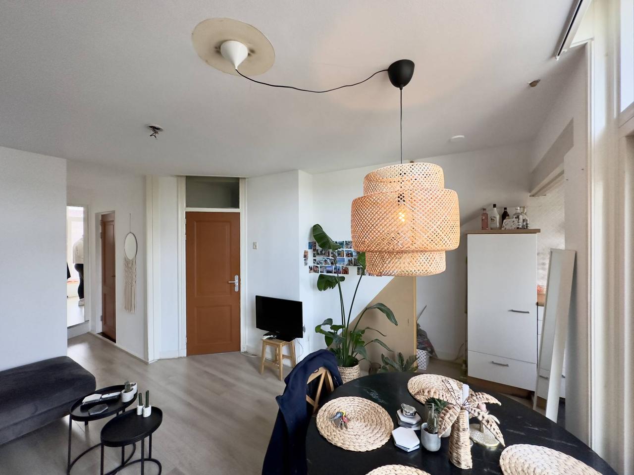 2-kamerappartement van 42 m² in Leiden - Afbeelding 2