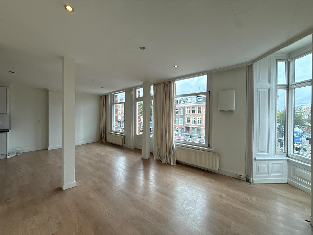 Licht 3-kamerappartement aan de Overtoom - Afbeelding 6