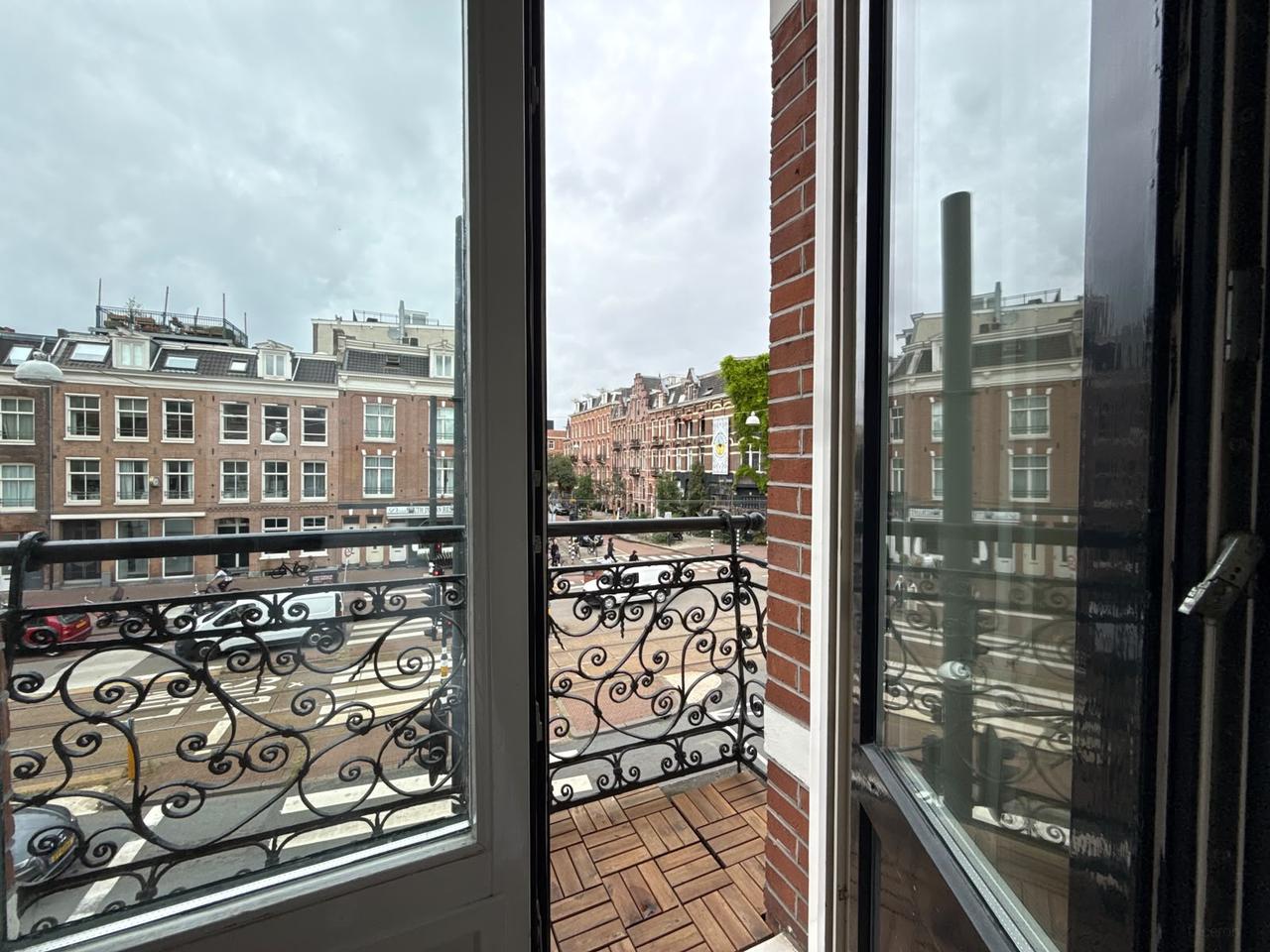 Licht 3-kamerappartement aan de Overtoom - Afbeelding 10