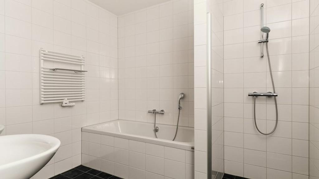 Living Above the Markthal with 2 Bedrooms - Image 2