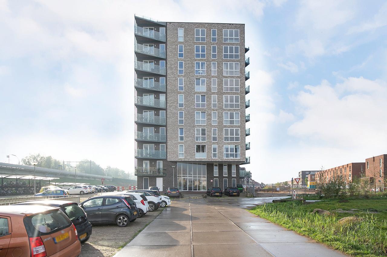 3-kamer appartement met balkon op zuid - Afbeelding 1