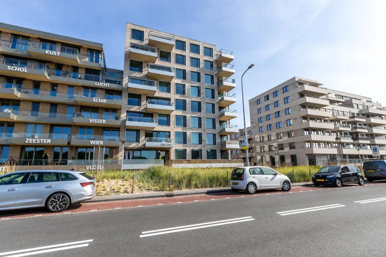 Energy-efficient 2-bedroom apartment with balcony - Image 2