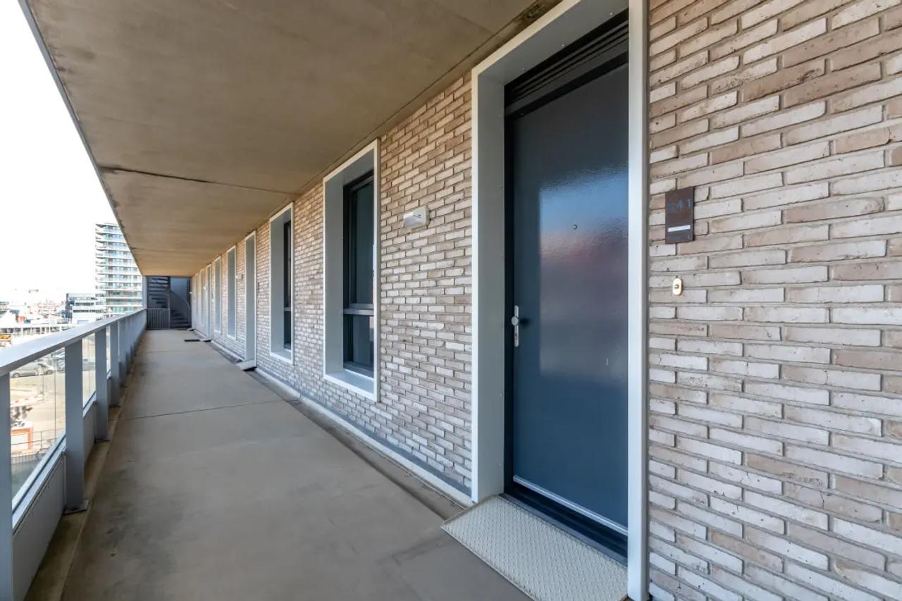 Energy-efficient 2-bedroom apartment with balcony - Image 4