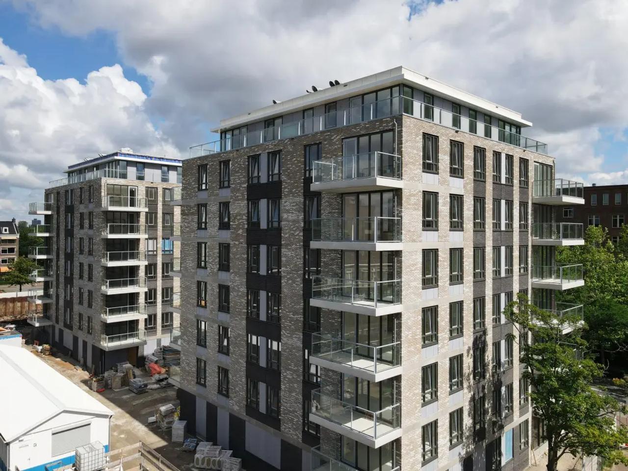 Energy-efficient 2-bedroom apartment with balcony - Image 7
