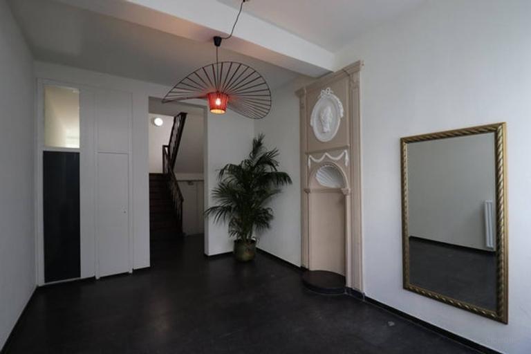 Quiet 165 m² loft in the heart of Maastricht - Image 2