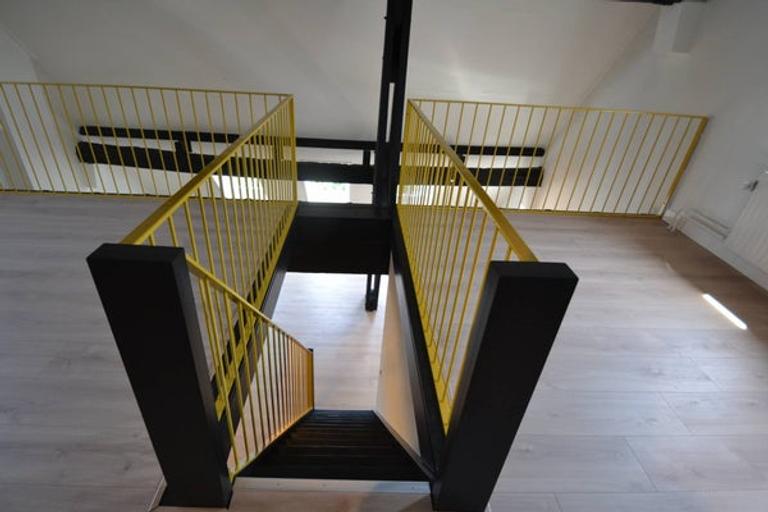Quiet 165 m² loft in the heart of Maastricht - Image 9
