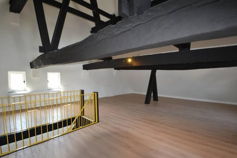 Quiet 165 m² loft in the heart of Maastricht - Image 12
