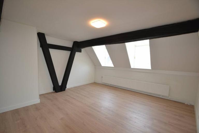 Quiet 165 m² loft in the heart of Maastricht - Image 13